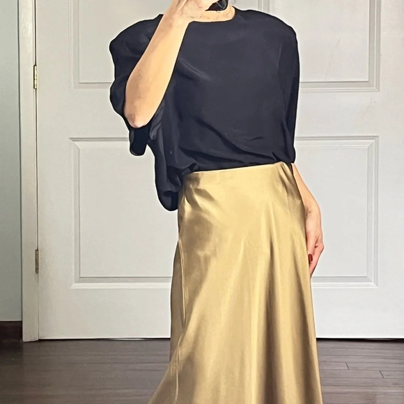 Laura & Jayme two black vintage 100% silk blouse size 1X - Picture 2 of 11